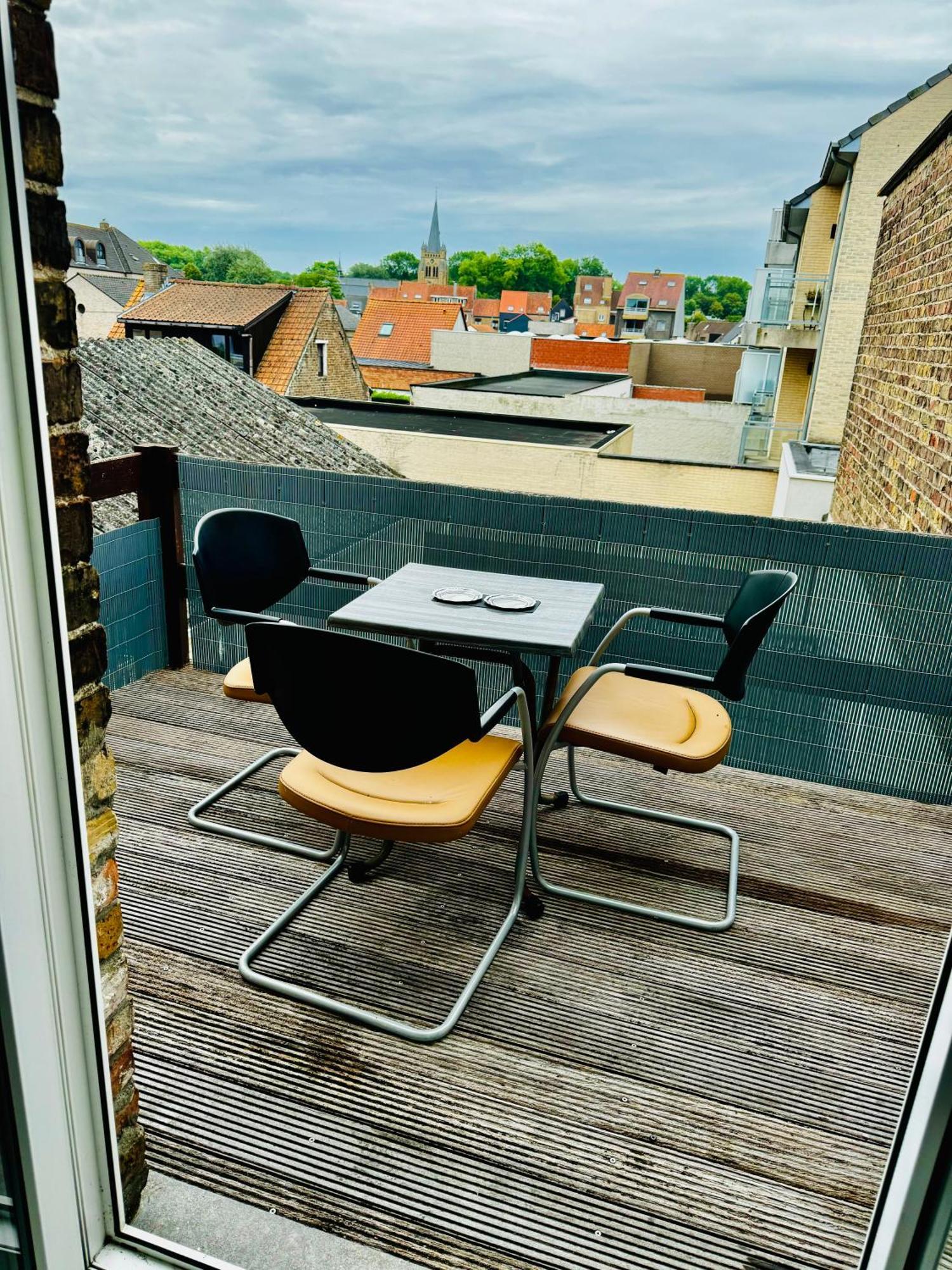 Appartement De Panne Exteriör bild